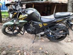 Yamaha FZs